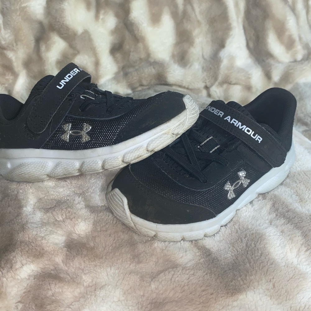 Bling Kids Under Armour Sneakers. Size 9 Toddler. Girls Bling Sneakers.
